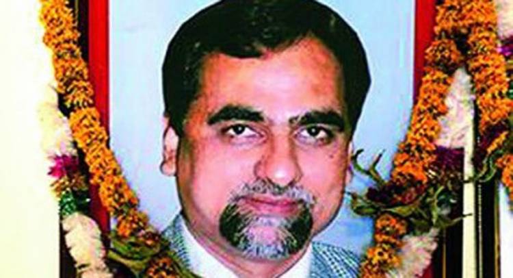 Loya’s death serious issue, but don’t cast aspersions: SC tells lawyers