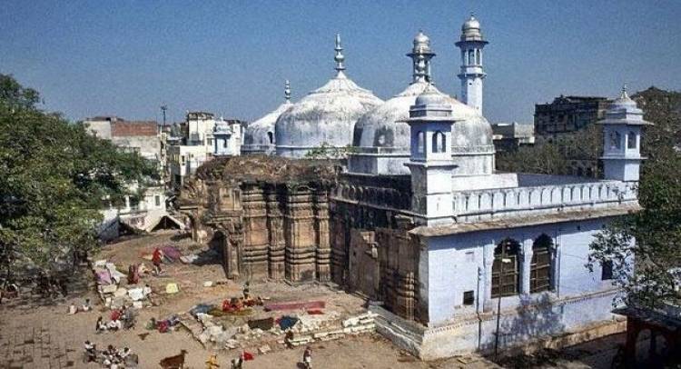 The Supreme Court sets to hear petition requesting the ownership of Babri Masjid to Shia Muslims