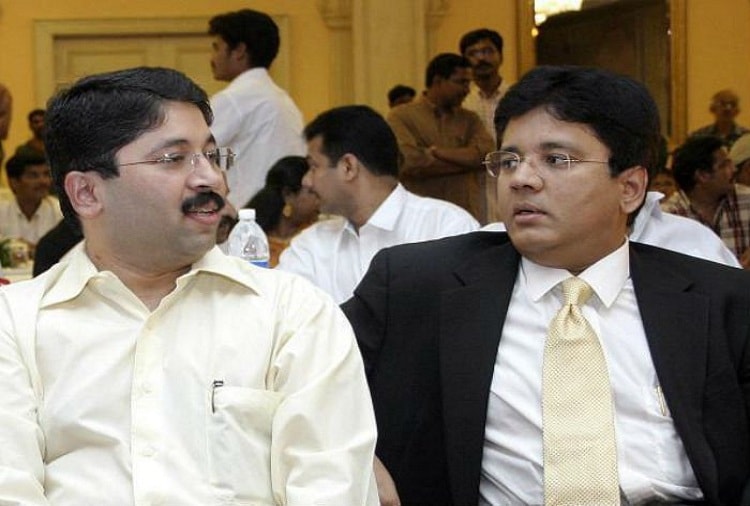 Court discharges Maran brothers, others in Aircel-Maxis cases